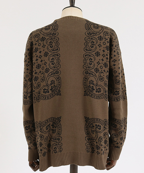 CAMBIO（カンビオ）の「mn2028-バンダナ柄C-Nニット（ニット/セーター・メンズ・ブラック/ブラウン/ネイビー・S/M/L）」の16枚目の写真