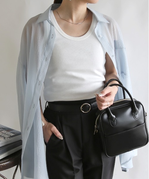 and it_（アンドイット）の「【日本製】フライスロングタンクトップ（タンクトップ・レディース・ブラック/杢グレー/ライトグリーン/ブルー/パープル/ピンク/レッド/ボルドー/アイボリー/イエロー系その他/マスタード/レモンイエロー/オレンジ系その他/グレイッシュベージュ/エメラルド/ホワイト/チャコールグレー/ライトグレー/ネイビー/ミント/イエロー/オレンジ・X-LARGE/LARGE/MEDIUM）」の2枚目の写真