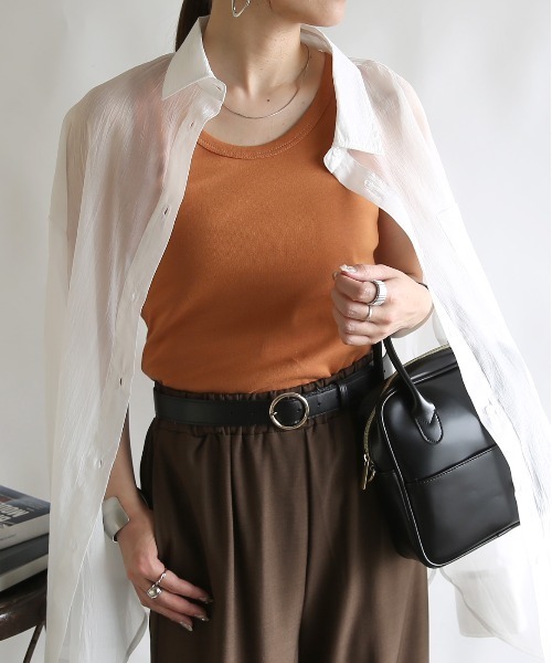 and it_（アンドイット）の「【日本製】フライスロングタンクトップ（タンクトップ・レディース・ブラック/杢グレー/ライトグリーン/ブルー/パープル/ピンク/レッド/ボルドー/アイボリー/イエロー系その他/マスタード/レモンイエロー/オレンジ系その他/グレイッシュベージュ/エメラルド/ホワイト/チャコールグレー/ライトグレー/ネイビー/ミント/イエロー/オレンジ・X-LARGE/LARGE/MEDIUM）」の21枚目の写真