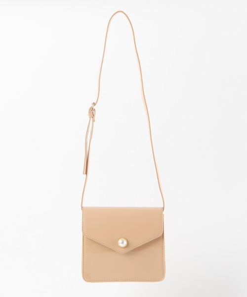 WEGO（ウィゴー）の「WEGO/パールフラップショルダーバッグ（ショルダーバッグ・レディース・ホワイト系その他/ベージュ/ブラック・FREE）」の3枚目の写真