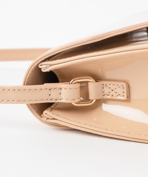 WEGO（ウィゴー）の「WEGO/パールフラップショルダーバッグ（ショルダーバッグ・レディース・ホワイト系その他/ベージュ/ブラック・FREE）」の5枚目の写真