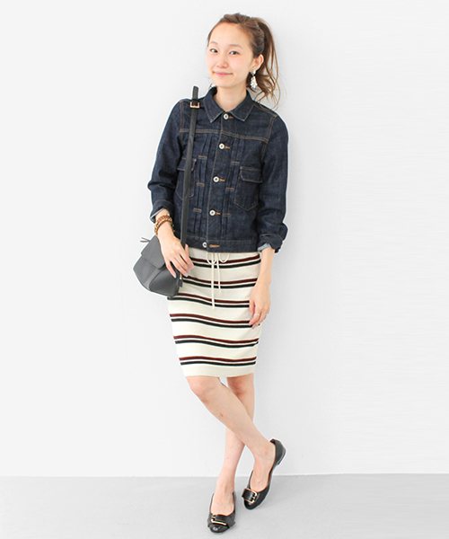 URBAN RESEARCH（アーバンリサーチ）の「UR ボーダーセットアップニットワンピース（ワンピース・レディース・オフホワイト/グレー・FREE）」の4枚目の写真