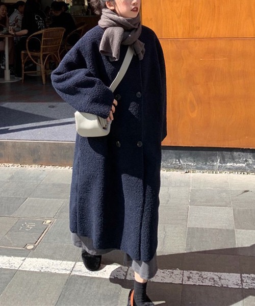 Jewelobe(ジュエローブ)の「ボアロングコート(その他アウター・レディース・ネイビー/ブラウン・FREE)」の14枚目の写真
