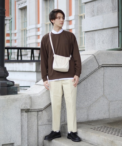 Beauty&Habit(ビューティアンドハビット)の「【Beauty&Habit】ワンポイントロゴ刺繍トレーナー(スウェット・メンズ・ブラウン/グレー系その他/ブルー系その他・M/L/XL)」の9枚目の写真