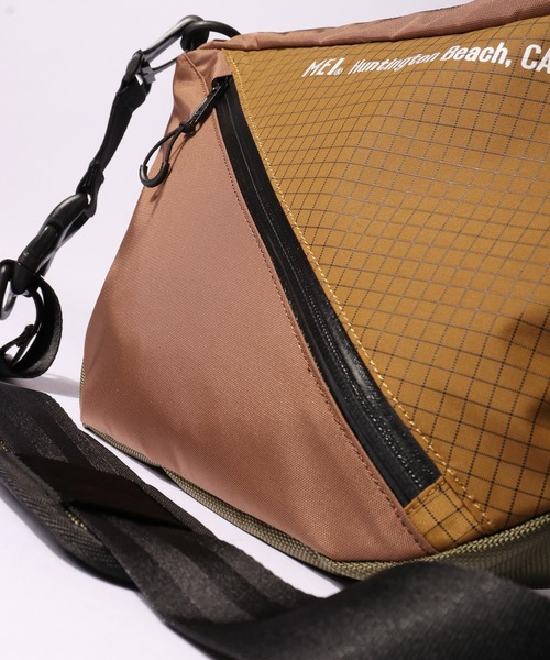 MEI（メイ）の「MEI Scrambler FLAT SHOULDER スクランブラー フラット ショルダーバッグ（ショルダーバッグ・メンズ・ライトブラウン/オリーブドラブ/ブラック/ネイビー・FREE）」の17枚目の写真