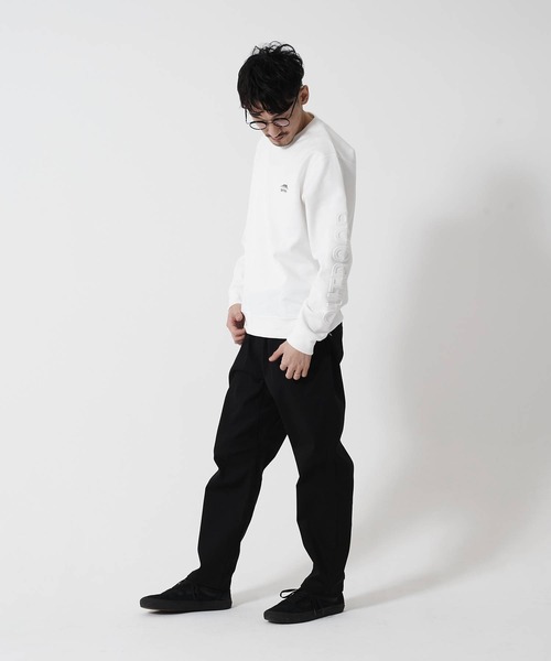 OUTDOOR PRODUCTS APPAREL(アウトドアプロダクツアパレル)の「袖エンボスロゴ 防シワトレーナー/スウェット UVカット 袖プリント ワンポイントブランドロゴ(スウェット・メンズ・ホワイト/ブラック/パープル・MEDIUM/LARGE/X-LARGE)」の20枚目の写真