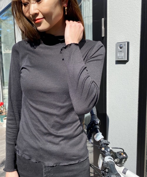 Alite cloth(アリーテクロス)の「メロウ加工ボトルハイネックインナーカッソートップス(Tシャツ/カットソー・レディース・ホワイト/ブラック/グレー/グリーン・FREE)」の16枚目の写真