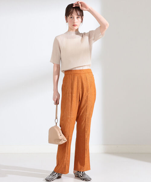 Ray BEAMS（レイビームス）の「Ray BEAMS / プリーツ ハイネック Tシャツ（Tシャツ/カットソー・レディース・ブラック/ベージュ/グリーン系その他2・ONE SIZE）」の12枚目の写真