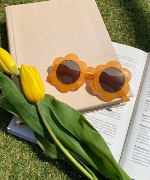 WC（ダブル シー）の「フラワーTOYグラス（メガネ・レディース・ブラック/ベージュ/サックスブルー/ピンク/ホワイト/オレンジ・FREE）」の6枚目の写真