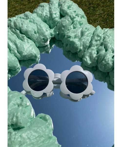 WC（ダブル シー）の「フラワーTOYグラス（メガネ・レディース・ブラック/ベージュ/サックスブルー/ピンク/ホワイト/オレンジ・FREE）」の13枚目の写真