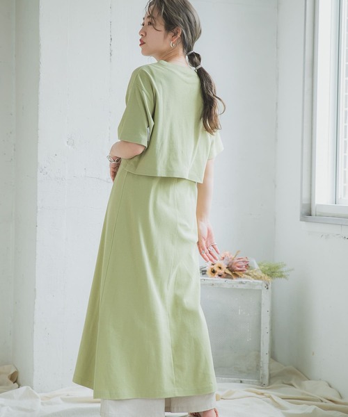 ITEMS URBANRESEARCH（アイテムズ アーバンリサーチ）の「カットセットワンピース（ワンピース・レディース・チャコールグレー/オフホワイト/ライトカーキ/グレー系その他・FREE）」の17枚目の写真