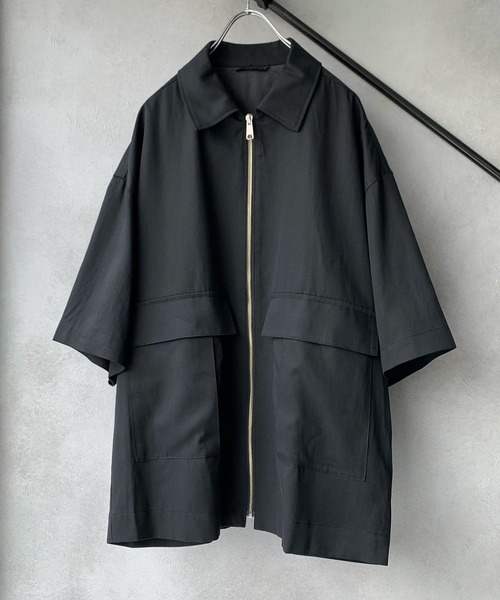 STUDIOUS SELECT（ステュディオスセレクト）の「STUDIOUS別注 ジップアップハーフスリーブCPOシャツ（シャツ/ブラウス・メンズ・ベージュ/ブラック/カーキ/ネイビー・1/2/3）」の2枚目の写真