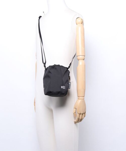 RASVOA（ラスボア）の「【WEB限定】MEI／メイ／ロールトップバッグ（ショルダーバッグ・レディース・ブラック・FREE）」の5枚目の写真