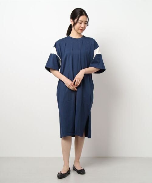 OLD BETTY'S（オールドベティーズ）の「Wide Football Long T-shirts（ワンピース・レディース・グリーン/ネイビー・FREE）」の10枚目の写真