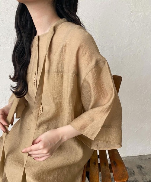 lawgy(ラウジー)の「neck string sheer blouse(シャツ/ブラウス・レディース・ホワイト/イエロー系/ブラウン・FREE)」の2枚目の写真