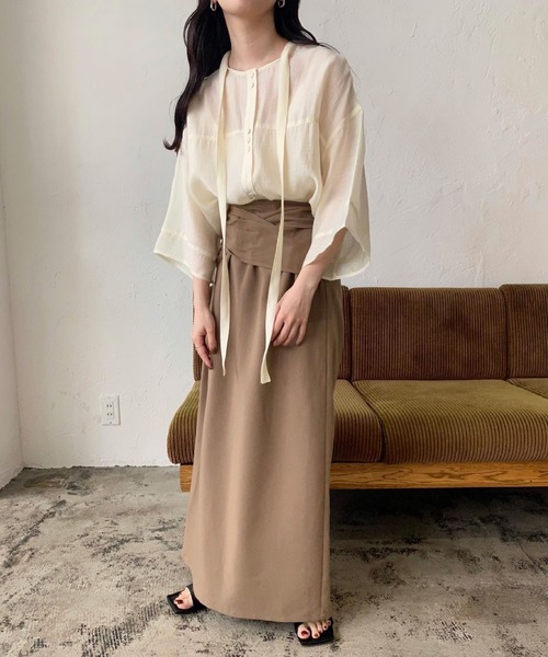 lawgy(ラウジー)の「neck string sheer blouse(シャツ/ブラウス・レディース・ホワイト/イエロー系/ブラウン・FREE)」の18枚目の写真