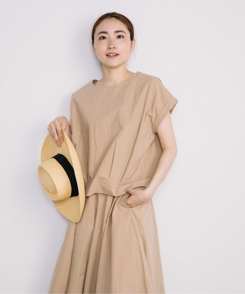 Chaco closet(チャコ クローゼット)の「セットアップ裾タックプルオーバー×フレアーロングスカート(セットアップ・レディース・レッド/ブラック/ベージュ・FREE)」の20枚目の写真