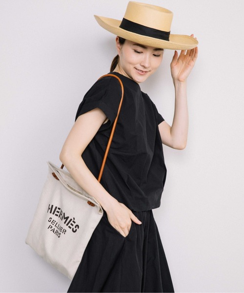 Chaco closet(チャコ クローゼット)の「セットアップ裾タックプルオーバー×フレアーロングスカート(セットアップ・レディース・レッド/ブラック/ベージュ・FREE)」の6枚目の写真