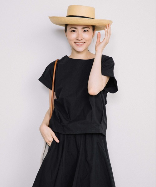 Chaco closet(チャコ クローゼット)の「セットアップ裾タックプルオーバー×フレアーロングスカート(セットアップ・レディース・レッド/ブラック/ベージュ・FREE)」の7枚目の写真