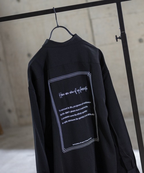 Naive magic(ナイーブマジック)の「【a】ナチュラルストレッチ バックプリント/バック刺しゅうシャツ(シャツ/ブラウス・メンズ・ブルー/ブラック系その他/チャコールグレー/ブルー系その他/ホワイト系その他/ホワイト/マルチ/ベージュ系その他/ブラック・LARGE/X-LARGE/MEDIUM)」の5枚目の写真