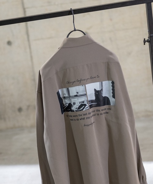 Naive magic(ナイーブマジック)の「【a】ナチュラルストレッチ バックプリント/バック刺しゅうシャツ(シャツ/ブラウス・メンズ・ブルー/ブラック系その他/チャコールグレー/ブルー系その他/ホワイト系その他/ホワイト/マルチ/ベージュ系その他/ブラック・LARGE/X-LARGE/MEDIUM)」の7枚目の写真