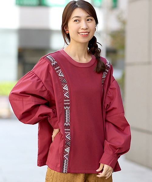 チチカカ(チチカカ)の「異素材コンビメヒコ刺繍プルオーバー(シャツ/ブラウス・レディース・カーキ/レッド/ベージュ・FREE)」の3枚目の写真