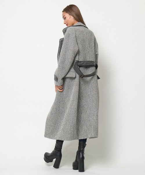 SPIRALGIRL（スパイラルガール）の「ヘリンボーンダブルボタンコート（トレンチコート・レディース・グレー/ベージュ・FREE）」の12枚目の写真