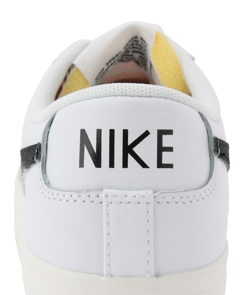 NIKE（ナイキ）の「【NIKE】Blazer Low Platform（スニーカー・レディース・ホワイト・23/24/25）」の4枚目の写真