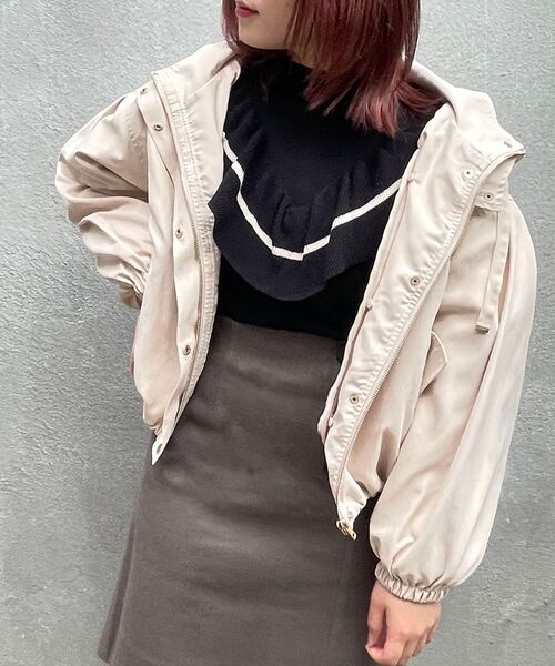 MAJESTIC LEGON（マジェスティックレゴン）の「着回しショート丈マンパ（ブルゾン・レディース・ブラック/アイボリー/カーキオリーブ/グレイッシュベージュ・SMALL/MEDIUM）」の2枚目の写真