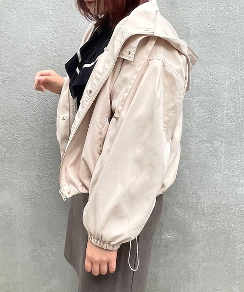 MAJESTIC LEGON（マジェスティックレゴン）の「着回しショート丈マンパ（ブルゾン・レディース・ブラック/アイボリー/カーキオリーブ/グレイッシュベージュ・SMALL/MEDIUM）」の9枚目の写真