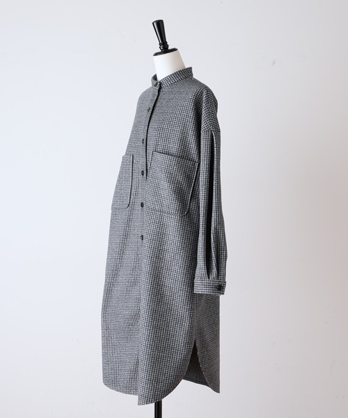 BEARDSLEY（ビアズリー）の「袖口と肩のタックでふんわりボリューム袖