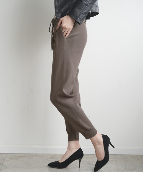 Futier land（フューティアランド）の「ニットジョガーパンツ（その他パンツ・レディース・ブラック/ベージュ系その他・MEDIUM/LARGE）」の8枚目の写真