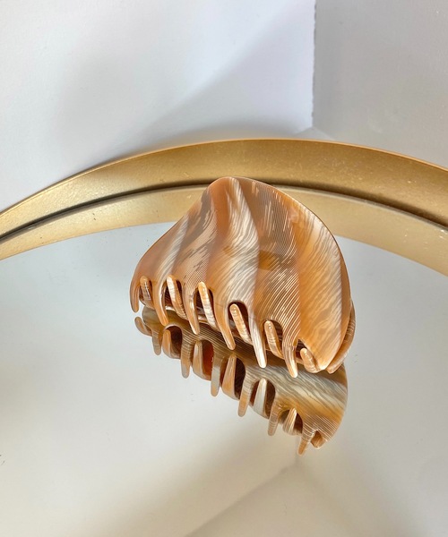 SANSeLF（サンセルフ）の「アクリルヘアクリップ L【SANSeLF】sana21a016（バレッタ/ヘアクリップ・レディース・ブラック/ベージュ/パープル/ブラウン/カーキ/オレンジ/ブルー/グリーン/ライトカーキ/ホワイト系その他/ブルー系その他/ライトベージュ/ダークネイビー/ホワイト系その他2・FREE）」の15枚目の写真