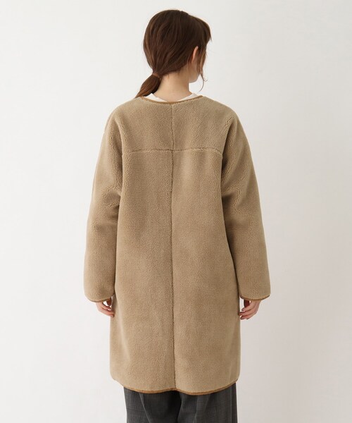 DRESKIP（ドレスキップ）の「◆リバ－フェイクム－トンロングコート（ノーカラーコート・レディース・グレー/グレー系その他/キャメル・02/03）」の6枚目の写真