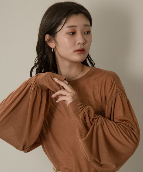 Amiur（エミレ）の「sheer volume pullover（Tシャツ/カットソー・レディース・キャメル/グリーン/グレー/ブラック・FREE）」の4枚目の写真