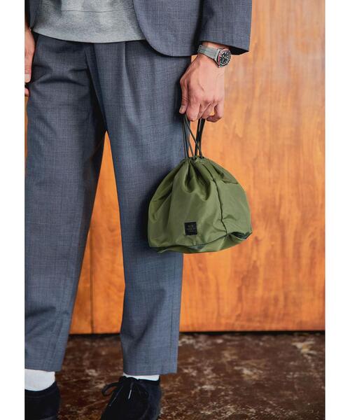 MIS（エムアイエス）の「【別注】＜MIS×green label relaxing＞P/EFFECTS 巾着 バッグ（ハンドバッグ・メンズ・ブラック/オリーブ・FREE）」の5枚目の写真