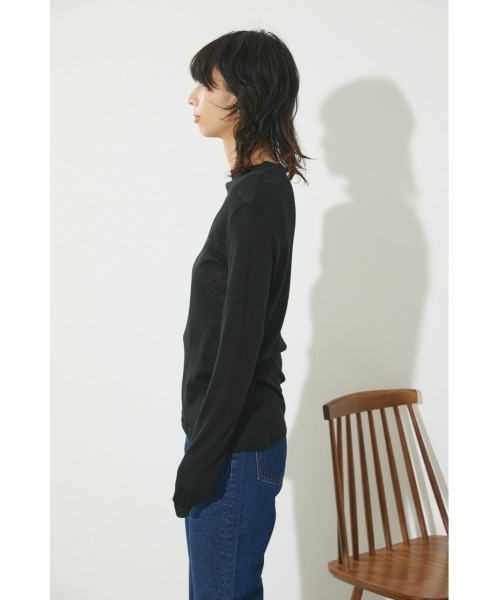 BLACK BY MOUSSY（ブラックバイマウジー）の「sheer rib tops（シアーリブトップス）（Tシャツ/カットソー・レディース・ホワイト/ブラック/イエロー/ライトパープル・FREE）」の6枚目の写真