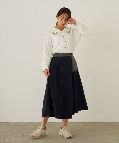 179/WG(イチナナキュウダブルジー)の「ビッグカラーエンブロイダリーブラウス(シャツ/ブラウス・レディース・ベージュ/オフホワイト/サックスブルー・MEDIUM)」の12枚目の写真
