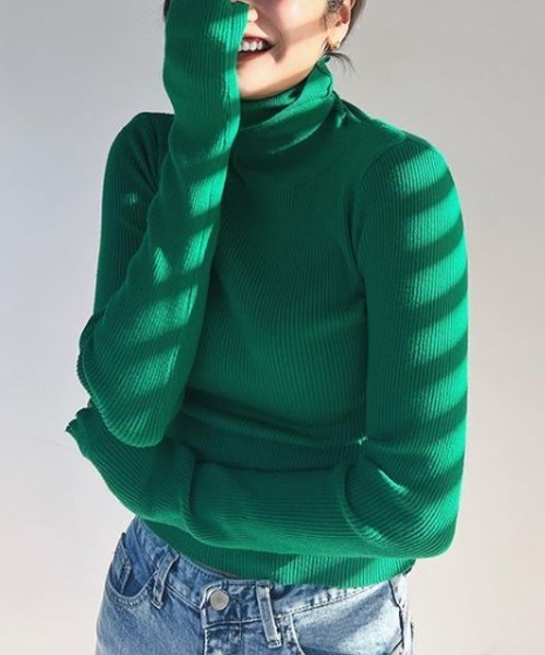 AMAIL(アマイル)の「Fit fashionabl knit(Tシャツ/カットソー・レディース・ピンク/グリーン/アイボリー/ブラック・FREE)」の4枚目の写真