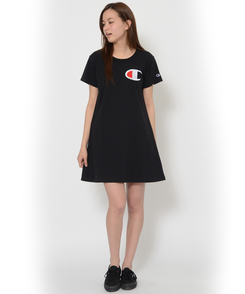 X-girl(エックスガール)の「【mini7月号掲載】X-girl × CHAMPION EMBROIDERY S/S DRESS(ワンピース・レディース・ホワイト/ブラック/アッシュ/ブルー・2/1)」の5枚目の写真