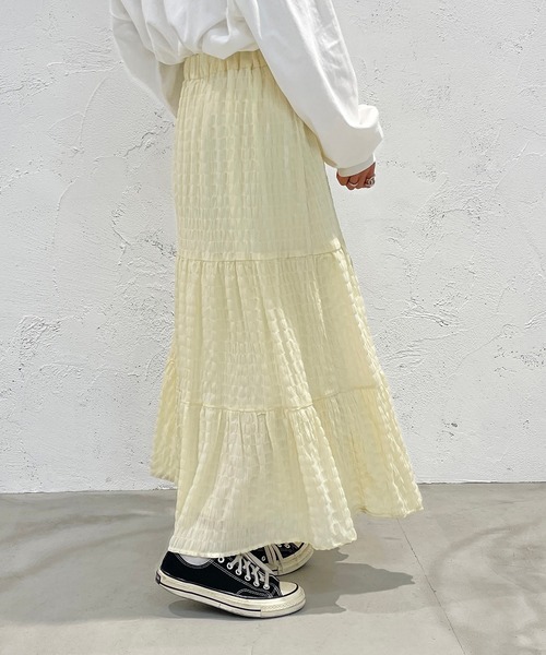 apres jour mignon（アプレジュールミニョン）の「ティアードスカート【ZOZOTOWN限定アイテム】（スカート・レディース・イエロー/オフホワイト/ブラック・MEDIUM/SMALL/X-LARGE）」の3枚目の写真