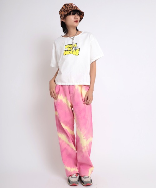 RNA（アールエヌエー）の「B2694 ウェーブシームデニムシャツ（シャツ/ブラウス・レディース・ホワイト/ライトインディゴブルー/スミクロ・MEDIUM）」の21枚目の写真