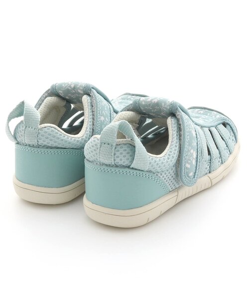 IFME（イフミー）の「IFME4色トドラー水抜きサンダル（サンダル・キッズ・サックスブルー/キナリ/ブラウン/ピンク・18/17/16/19）」の21枚目の写真