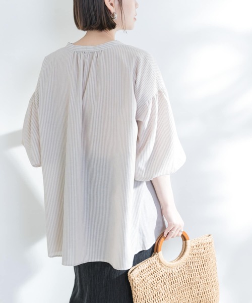 F by ROSSO(エフバイロッソ)の「『URTECH Smart Linen Touch』F by ROSSOイージーリネンボリュームBL(シャツ/ブラウス・レディース・ベージュ系その他/ブラウン/オフホワイト/ベージュ/ネイビー/グリーン・FREE)」の7枚目の写真