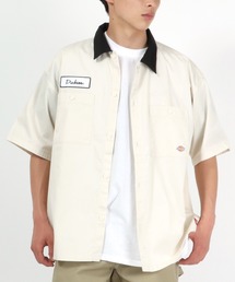 Dickies（ディッキーズ）の「Dickies（ディッキーズ）半袖ワッペンワークシャツ/クレリックカラーシャツ（シャツ/ブラウス）」