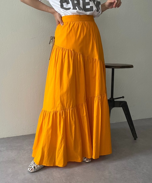 CAPRICIEUX LE'MAGE（カプリシューレマージュ）の「コットンアシメギャザースカート（スカート・レディース・ホワイト/ブラック/オレンジ・FREE）」の13枚目の写真