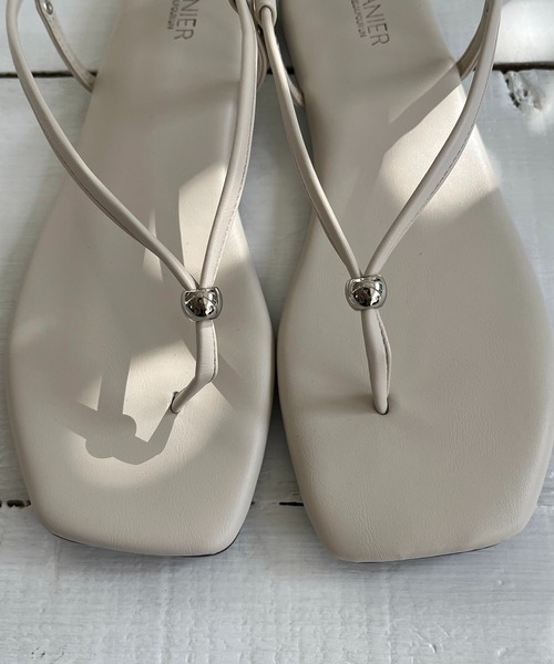 CAPRICIEUX LE'MAGE（カプリシューレマージュ）の「バックストラップビーサン（その他シューズ・レディース・オフホワイト/ブラック/カーキ・M/L）」の13枚目の写真