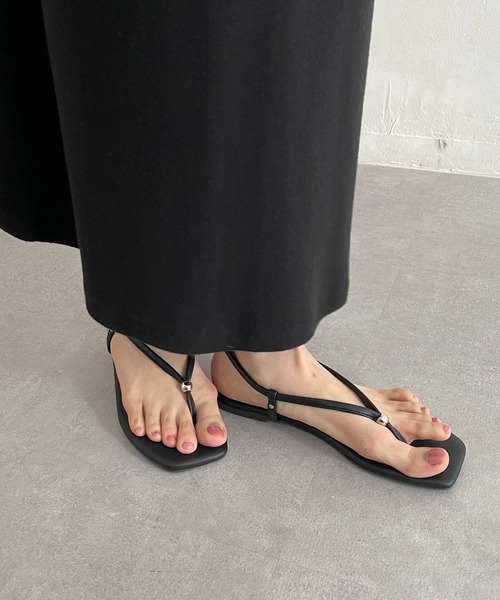 CAPRICIEUX LE'MAGE（カプリシューレマージュ）の「バックストラップビーサン（その他シューズ・レディース・オフホワイト/ブラック/カーキ・M/L）」の14枚目の写真