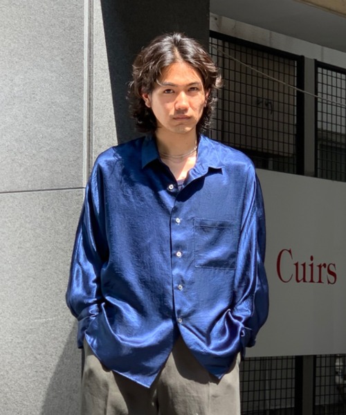 Toironier（トワロニエ）の「Toironier/トワロニエ/Satin Shirt/サテンシャツ（シャツ/ブラウス・メンズ・ネイビー/カーキ/ブラウン・FREE/F）」の19枚目の写真