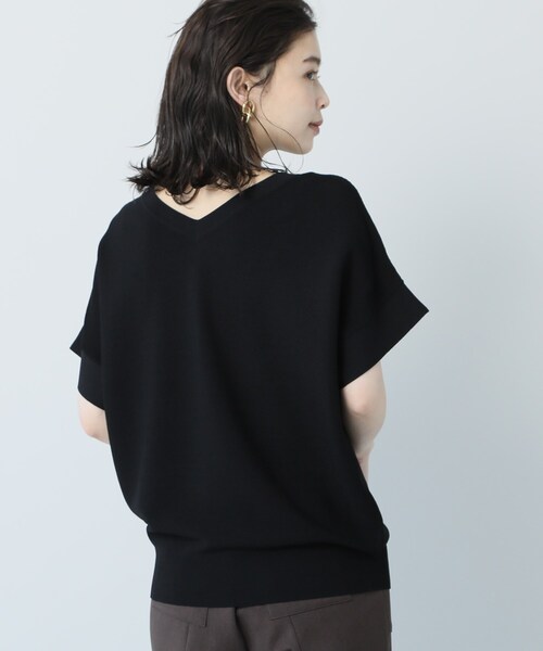 UNTITLED(アンタイトル)の「◆【再入荷!】前後2WAY フレンチスリーブニット(ニット/セーター・レディース・ライトグレー/ネイビー/オフホワイト/ブルー/マスタード/ホワイト系5/グリーン/パープル系/ブラック/ネイビー系6・02/44/48/00/04)」の15枚目の写真